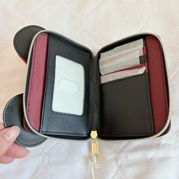 Disney Loungefly Red Velvet Bow Minnie Mouse Wallet - Picture 3 of 7